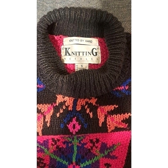 Knitting Needles Knit By Hand Size Small Sweater Preowned Handmade - Picture 3 of 6